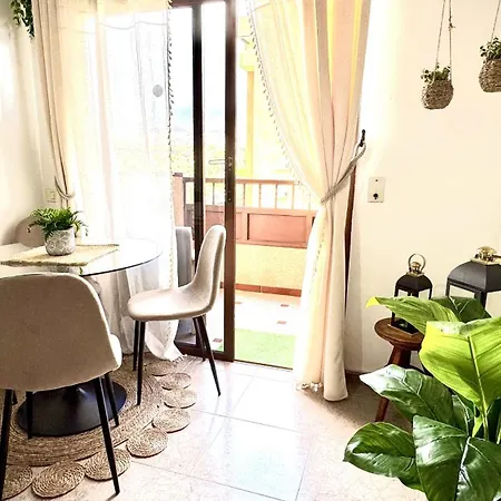Bohemio Playa Cristianos By Deihu Experiences أرونا